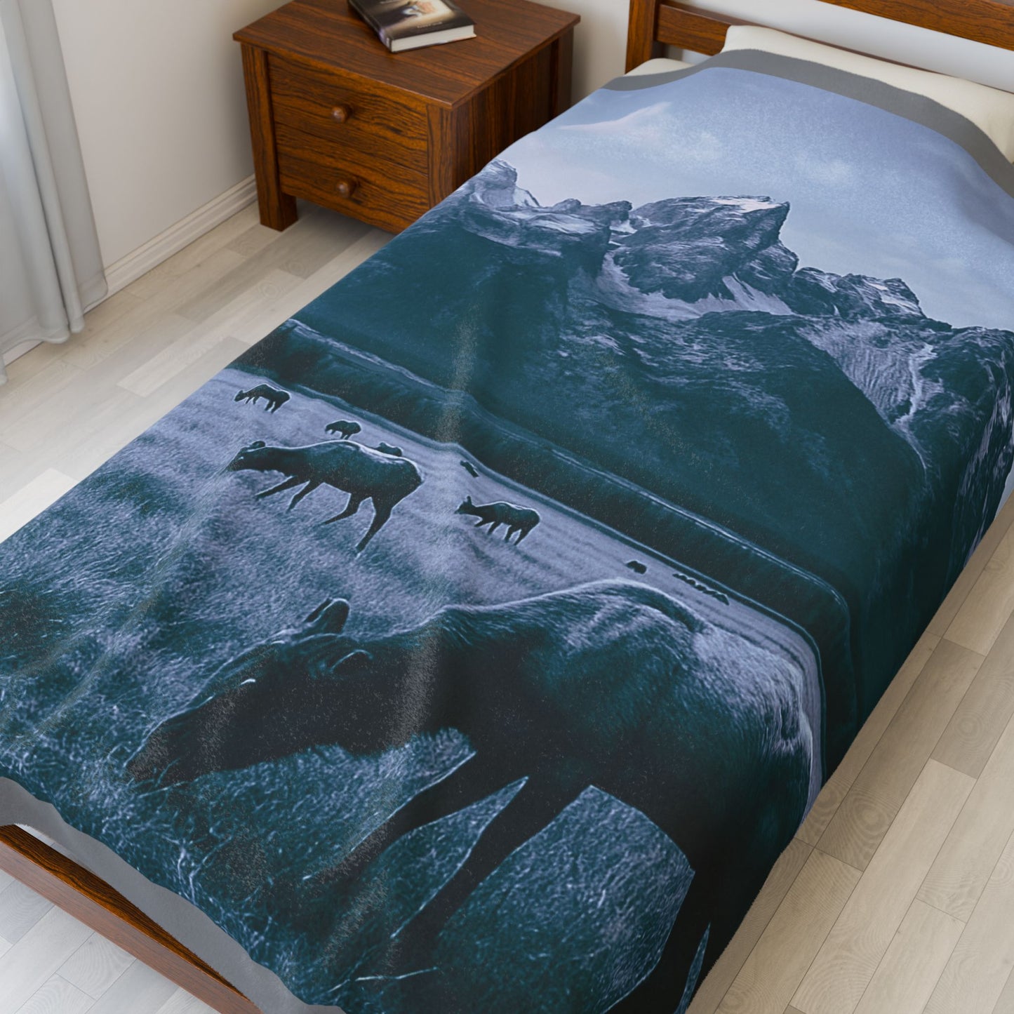 Rustic Elk Mountain Throw Blanket Wildlife Lodge Cabin Decor, Nature Scene Bed Cover, Elk Herd Western Gift Velveteen Plush Blanket
