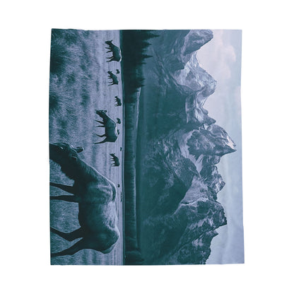 Wild Elk in Mountain Valley Blanket | Scenic Nature Lodge Throw