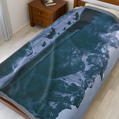 Wild Elk in Mountain Valley Blanket | Scenic Nature Lodge Throw